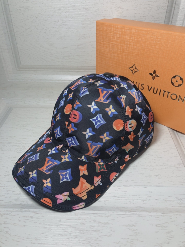 ブランド帽子正面デザイン